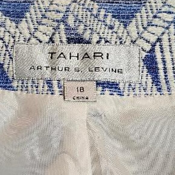 TAHARI Arthur S. Levine Women's Blue & White Jacket - Size 18 NWT - Picture 4 of 6